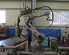 CO2 WELDING ROBOT 게시물의 썸네일 이미지